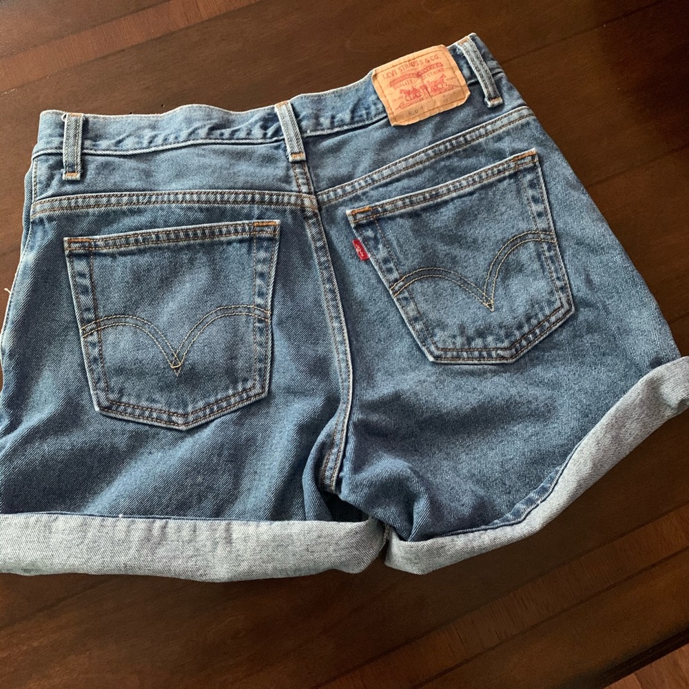 Vintage Levi 550 jean shorts